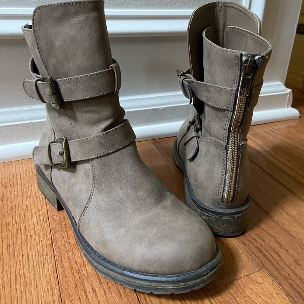 Steve Madden Boots